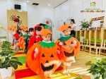 Lạc trong xứ sở Halloween đầy màu sắc của Hoa Trạng Nguyên